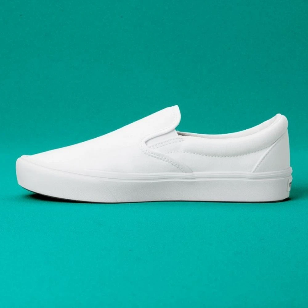 Vans ComfyCush Slip-On In White 3 Vans ComfyCush Slip-On In White - Image 3